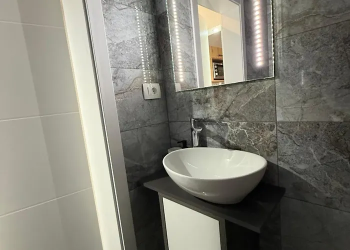 Appartamento Zart 2 Dekani